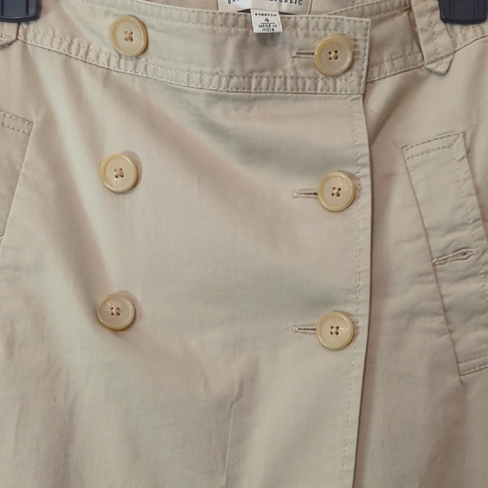 Banana Republic Beige A-Line Skirt with Buttons - Picture 3 of 5